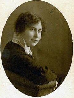 Надія Суровцова. Фото 1914 року