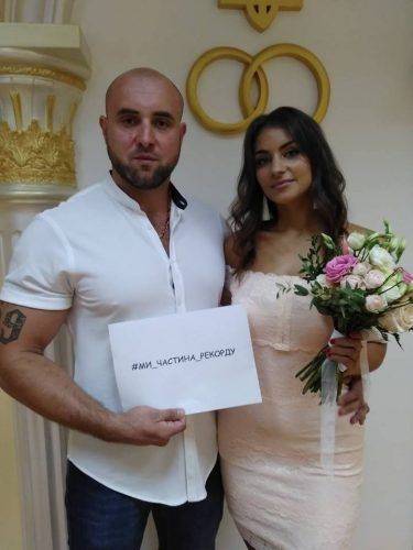 Весільний "бум": На Черкащині у день "магічної" вісімки одружилися понад 100 пар молодят (фото)