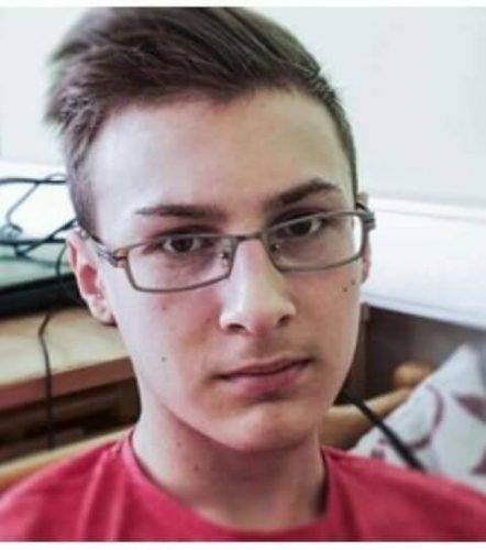 На Черкащині 15-річний хлопець потребує чималих коштів на операцію
