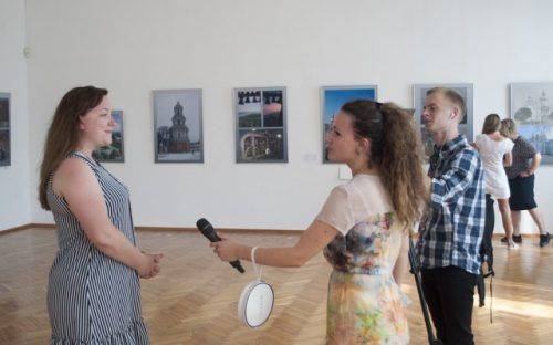 Архітектурні мережива та фантастичні візерунки: у Черкаському художньому музеї відкрили унікальну виставку