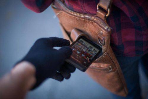 На Черкащині судитимуть підлітка, який викрав мобільний телефон
