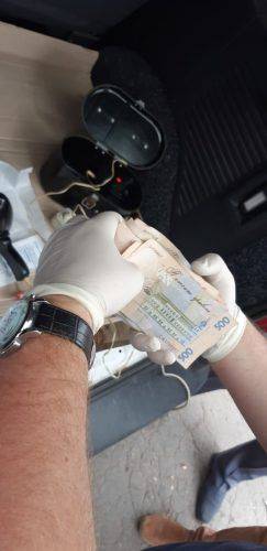 На Черкащині посадовець погорів на хабарі 10 тис. грн (фото)