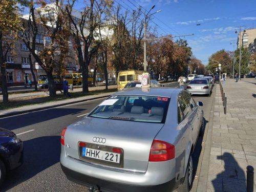 Черкаські автомобілісти протестують проти здорожчання пального (фото)
