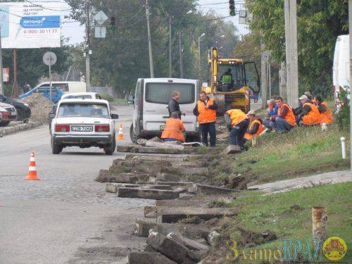 На одній із вулиць Золотоноші розпочали ремонт дороги (фото)