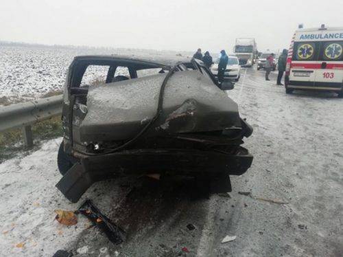 На Черкащині не розминулися вантажівка та легковик, є постраждалі (фото)