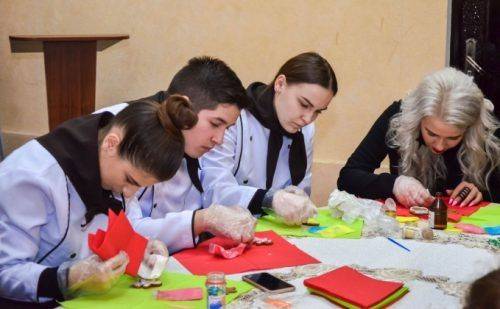 Учасниця проекту "Король десертів" провела майстер-клас для жителів Черкащини