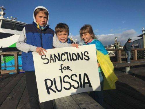 Представники української діаспори в США провели акцію на підтримку захоплених Росією моряків