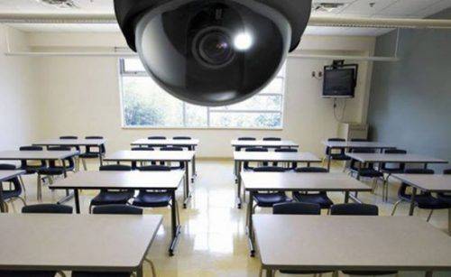 Чому черкаські депутати не підтримали петицію про встановлення відеоспостереження у 8 школі