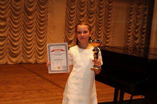 «Голос Країни» в Києві підкорила маленька черкаська піаністка (фото)