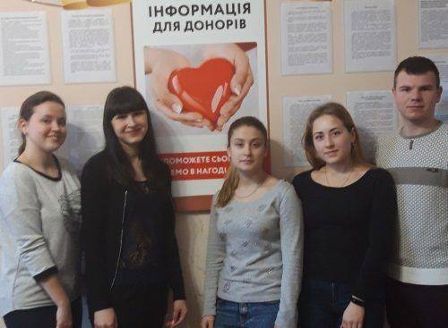 На Черкащині студенти здали кров, щоб врятувати життя пацієнту