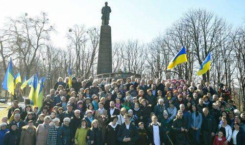 «Українців має бути більше»: до Черкас приїждав Порошенко (фото)