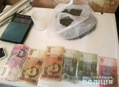 На Черкащині чоловік зберігав удома наркотики для продажу (фото)