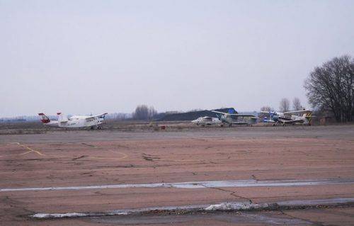 cherkaskyj-aeroport-peron-litaky-770x491-500x319.jpg
