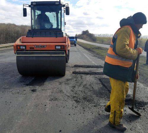 Де на Черкащині ремонтують дороги
