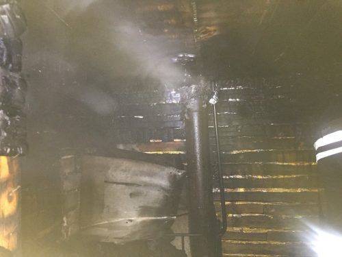 Залишив піч без нагляду: На Черкащині горіла лазня (фото)