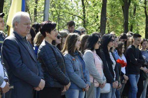 33 роки болю: у Черкасах ушанували жертв та ліквідаторів Чорнобильської трагедії (фото)