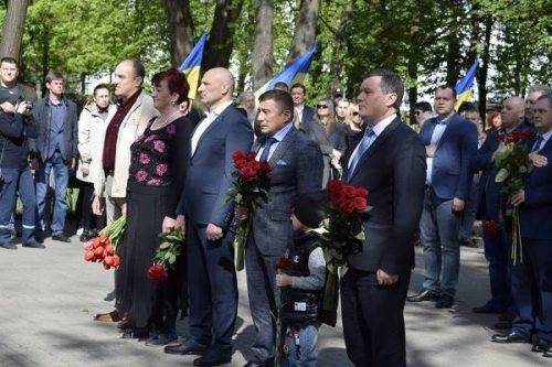33 роки болю: у Черкасах ушанували жертв та ліквідаторів Чорнобильської трагедії (фото)