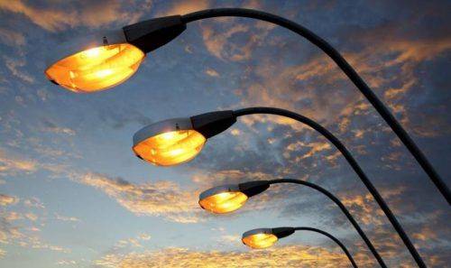 У Черкасах на 35 вулицях установлять додаткове освітлення