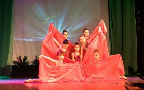Театр танцю представив феєричне шоу в Черкасах (фото)