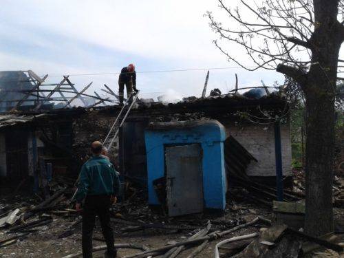 Під час пожежі на Черкащині постраждала жінка (фото)