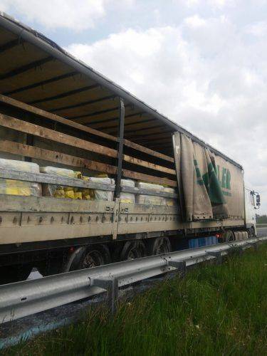 На Черкащині у вантажівці загорілися каністри (фото)