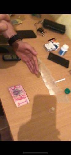 У Черкасах група осіб продавала наркотики (фото)