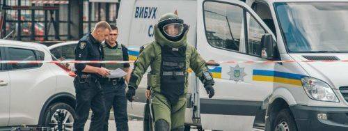 У Черкасах "замінували" близько 200 об'єктів: цього разу й дитячі майданчики