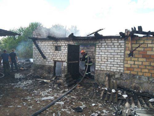 Дитячі пустощі з вогнем спричинили пожежу на Черкащині (фото)