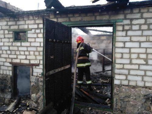 Дитячі пустощі з вогнем спричинили пожежу на Черкащині (фото)
