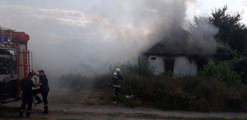 На Черкащині згорів будинок (фото)