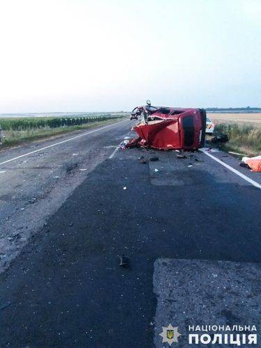 На Миколаївщині сталася трагічна ДТП: загинув черкащанин з двома дітьми (відео)