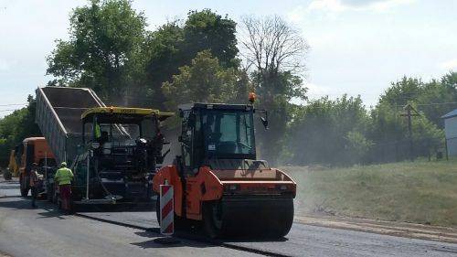 На Черкащині ремонтують дорогу державного значення (фото)
