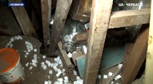 В одній з черкаських багатоповерхівок було одинадцять поривів труб (відео)