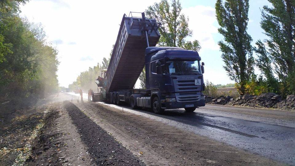 На Черкащині ремонтують дорогу державного значення "Київ-Знам’янка"