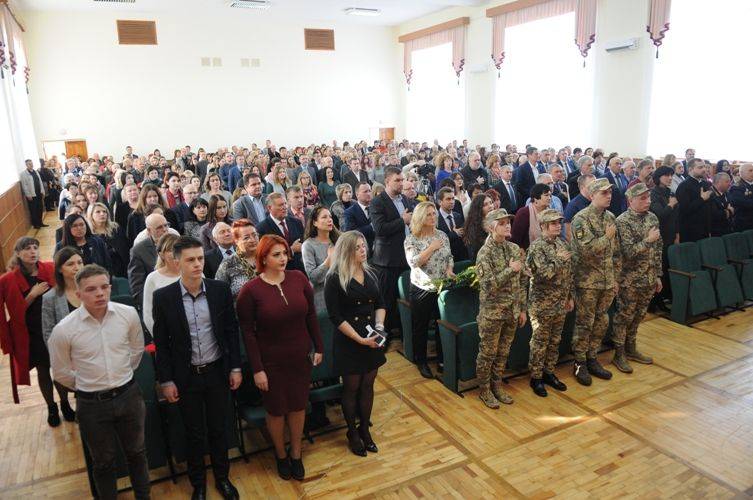 Черкаський національний відзначив 99-й день народження 