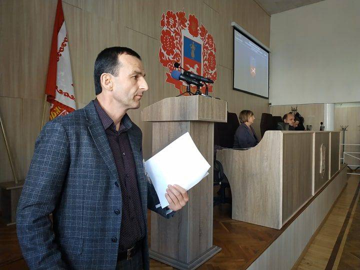 Черкаські депутати звернулися до Зеленського з вимогою застосувати право вето
