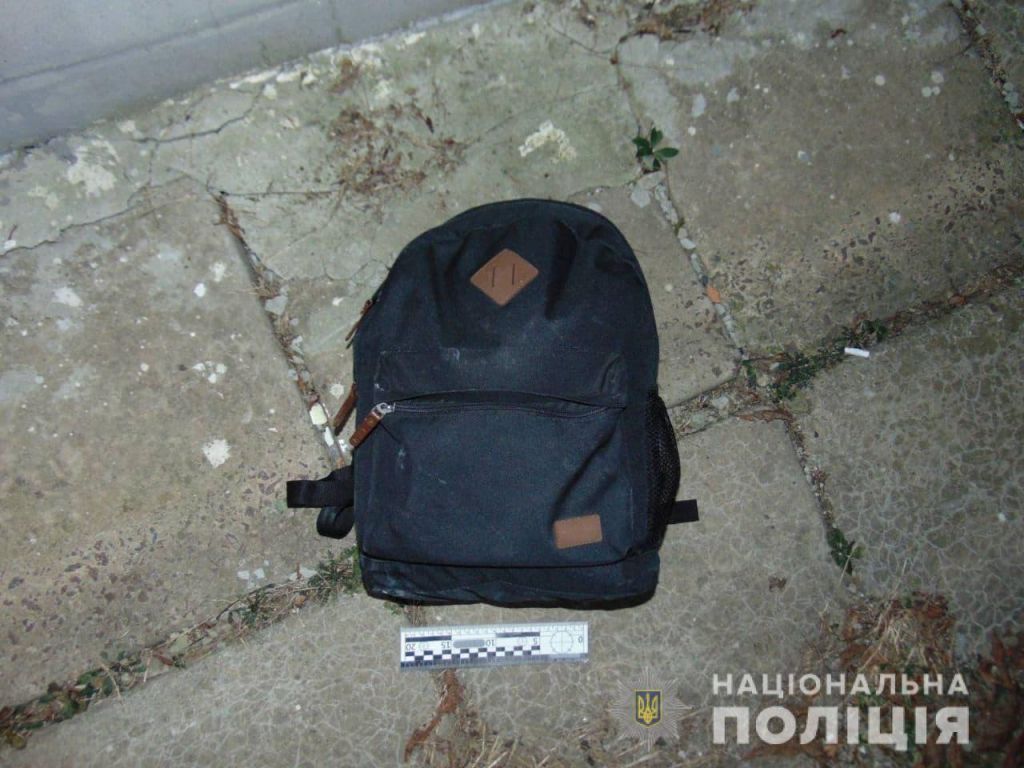На Черкащині затримали чоловіка, який пограбував студентку у потязі